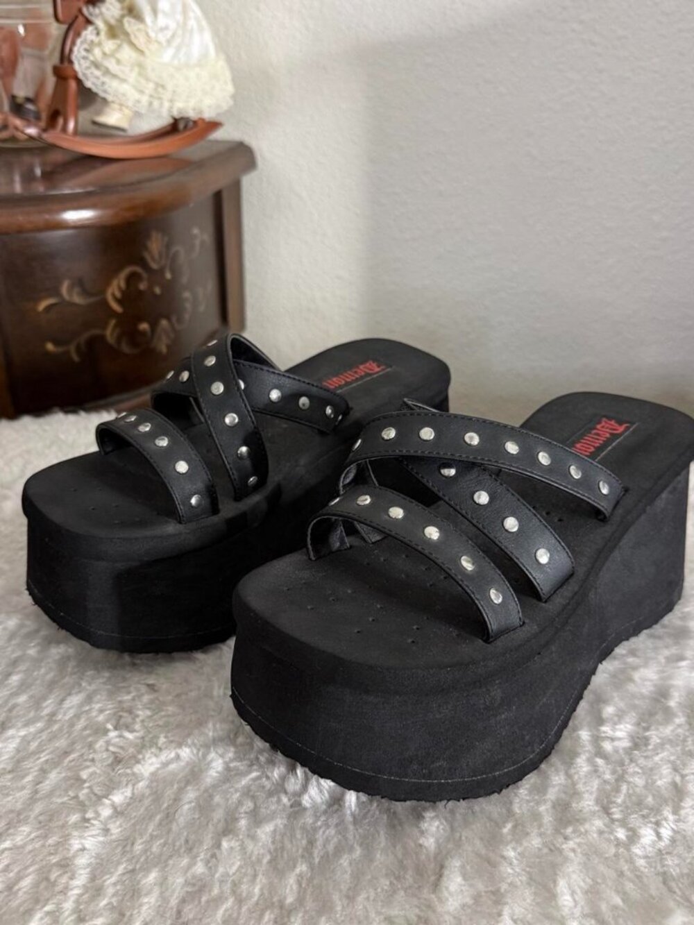 Mall goth grunge studded Demonia foam platform sandals